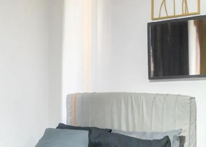 Plumera Near Airport Malls & Schools With Elevator223 Apartment *