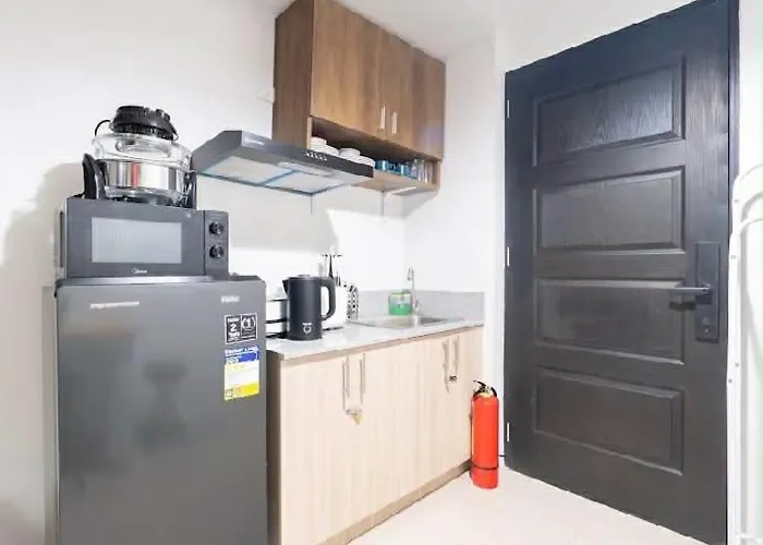 Plumera Near Airport Malls & Schools With Elevator223 Apartment Lapu-Lapu City